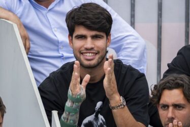 Carlos Alcaraz vise une nouvelle date de retour alors que l’absence de Wimbledon suscite le message de Jannik Sinner