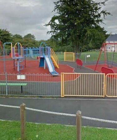 Fille de 11 ans, gravement agressée sexuellement près d’une aire de jeux – un homme d’une quarantaine d’années soupçonné de viol