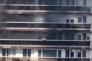 Incendie d'Anvers EN DIRECT : plusieurs personnes sont mortes dans l'incendie qui dévore l'immeuble Linkeroever