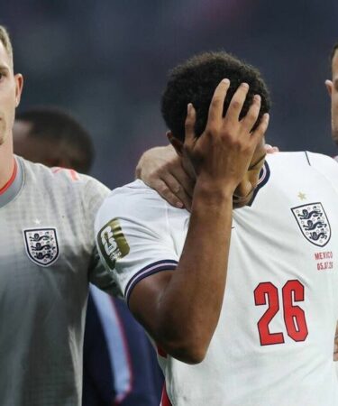Jarell Quansah suspendu deux matches pour la Coupe du monde alors que l'Angleterre est secouée par la décision de la FIFA