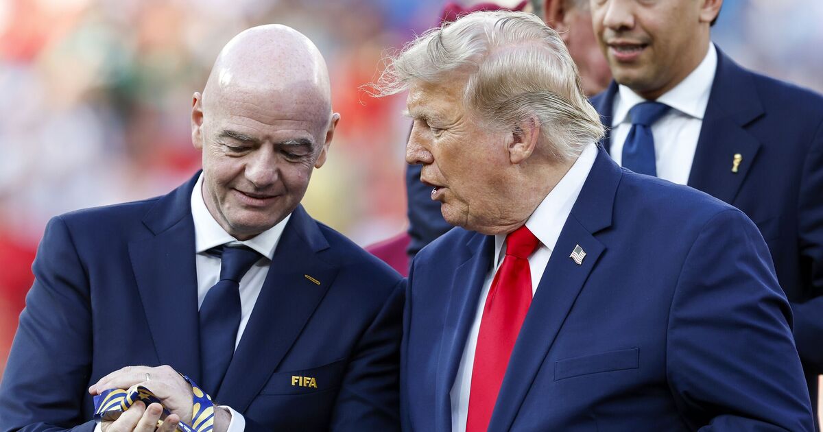 La "garantie" de Gianni Infantino à Donald Trump malgré son appel à la démission depuis la Coupe du monde
