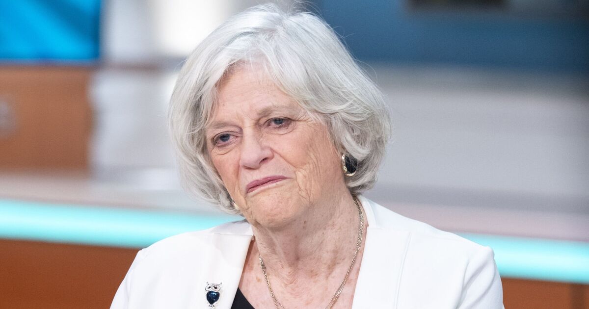 La police publie une mise à jour majeure sur le meurtre d'Ann Widdecombe alors qu'elle identifie l'heure de l'attaque