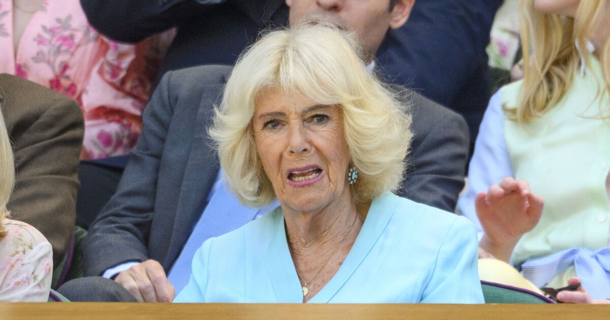 La reine Camilla suscite l'inquiétude alors que les fans de Wimbledon craignent qu'elle « se flétrit »