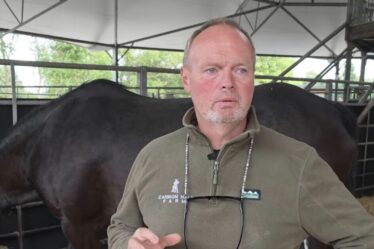 La star de Cannon Hall Farm fond en larmes en annonçant une mort dévastatrice