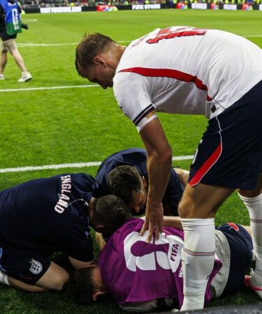 Le point sur la blessure de Jordan Henderson alors que les pires craintes de l'Angleterre se confirment après un accident anormal