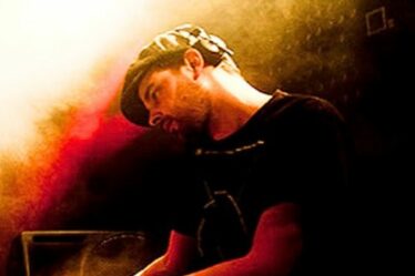 Lenzman est mort : un musicien légendaire décède à l'âge de 47 ans après une bataille déchirante contre le cancer