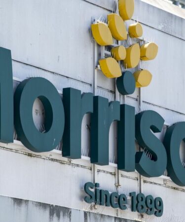 Morrisons ferme définitivement son magasin au Royaume-Uni samedi – 99 succursales supplémentaires seront fermées en 2026