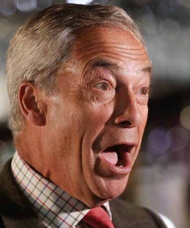 Nigel Farage se renforce alors que l'ancien allié de Boris passe des conservateurs aux réformateurs