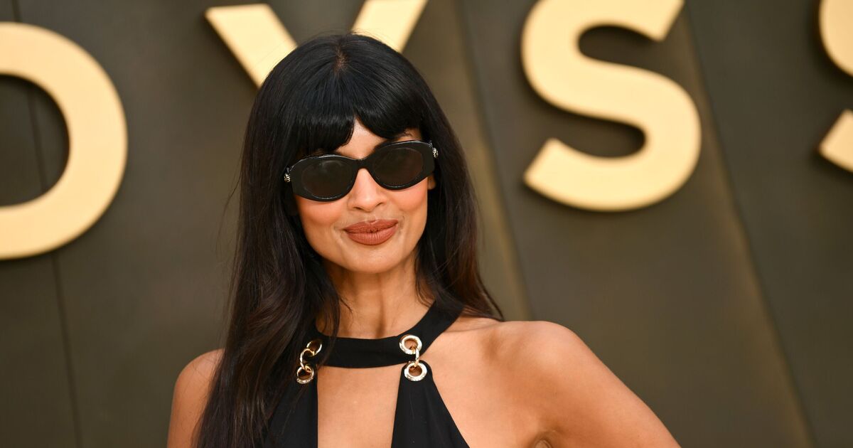 Piers Morgan sauvagement Jameela Jamil après des commentaires « anti-britanniques »
