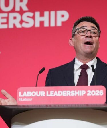 Politique EN DIRECT : Andy Burnham confirmé comme leader travailliste