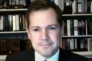 Robert Jenrick explose chez Ed Balls après un commentaire sauvage au micro de GMB