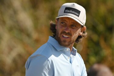 Tommy Fleetwood perd instantanément près de la moitié du prix Open de 615 000 £ alors qu'une sécheresse majeure se poursuit