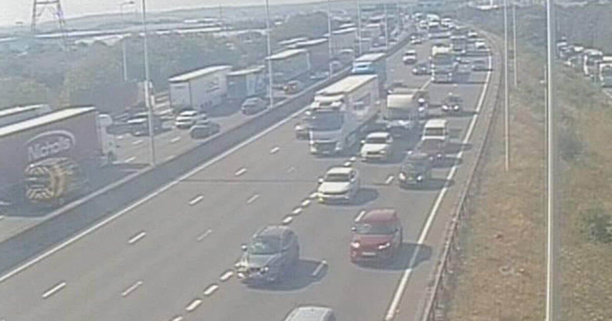 Trafic M25 EN DIRECT : Chaos aux heures de pointe alors qu’un incident sur une autoroute majeure entraîne la fermeture