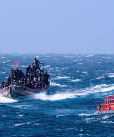 Tragédie : 144 migrants morts ou portés disparus en mer naviguant d'Afrique vers les îles Canaries