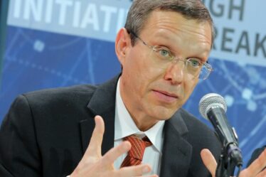 Un conseiller en matière d'ovnis à la Maison Blanche affirme que le gouvernement américain est déconcerté par d'étranges observations d'"extraterrestres"