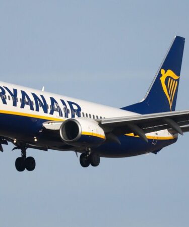 Un vol Ryanair à destination de l'aéroport d'Édimbourg rencontre un « problème technique » avant l'atterrissage