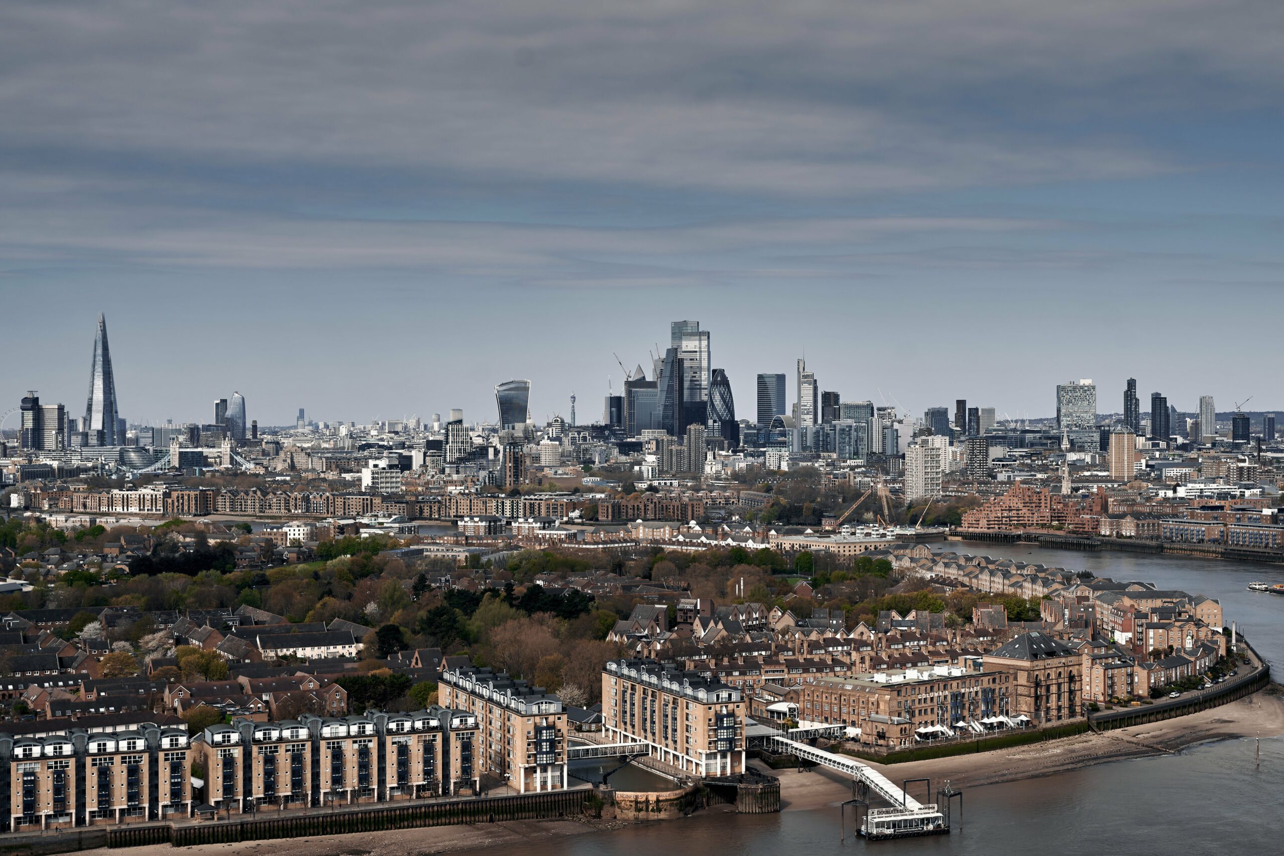 S’installer à Londres : les 10 professionnels dont vous pourriez avoir besoin
